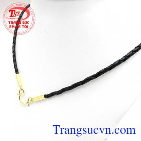 Dây da tết phong cách là sản phẩm được chế tác từ chất liệu dây da