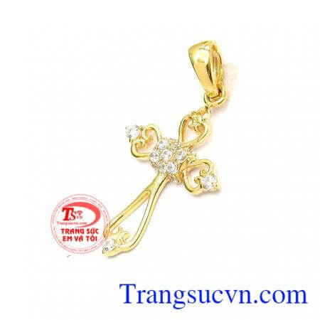 Mặt dây cây thánh giá là món quà tặng cho người có đạo và không có đạo đều đeo được,Mặt dây cây thánh giá