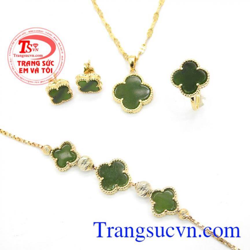 Bộ trang sức cỏ 4 lá