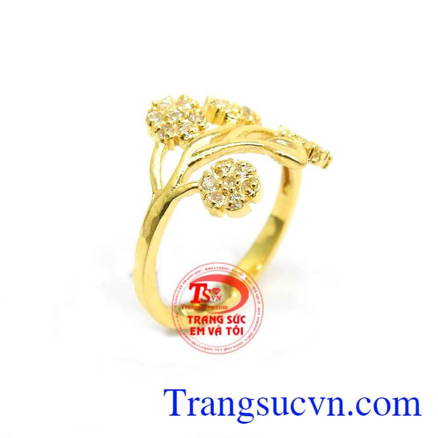 Nhẫn Nữ Vàng Tây Phong Cách mẫu mã đẹp, chất lượng cao, với những đường nét sắc sảo làm tôn lên vẻ nữ tính, dịu dàng của phái đẹp