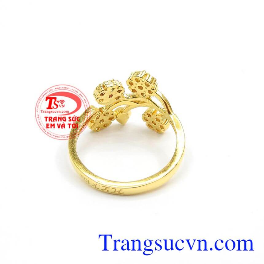 Nhẫn nữ vàng tây dành cho phái đẹp phù hợp làm quà tặng sinh nhật hoặc trong các dịp ý nghĩa