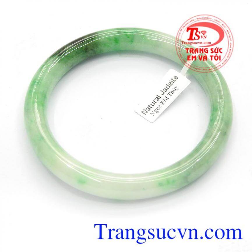 Vòng tay cẩm thạch mệnh hỏa