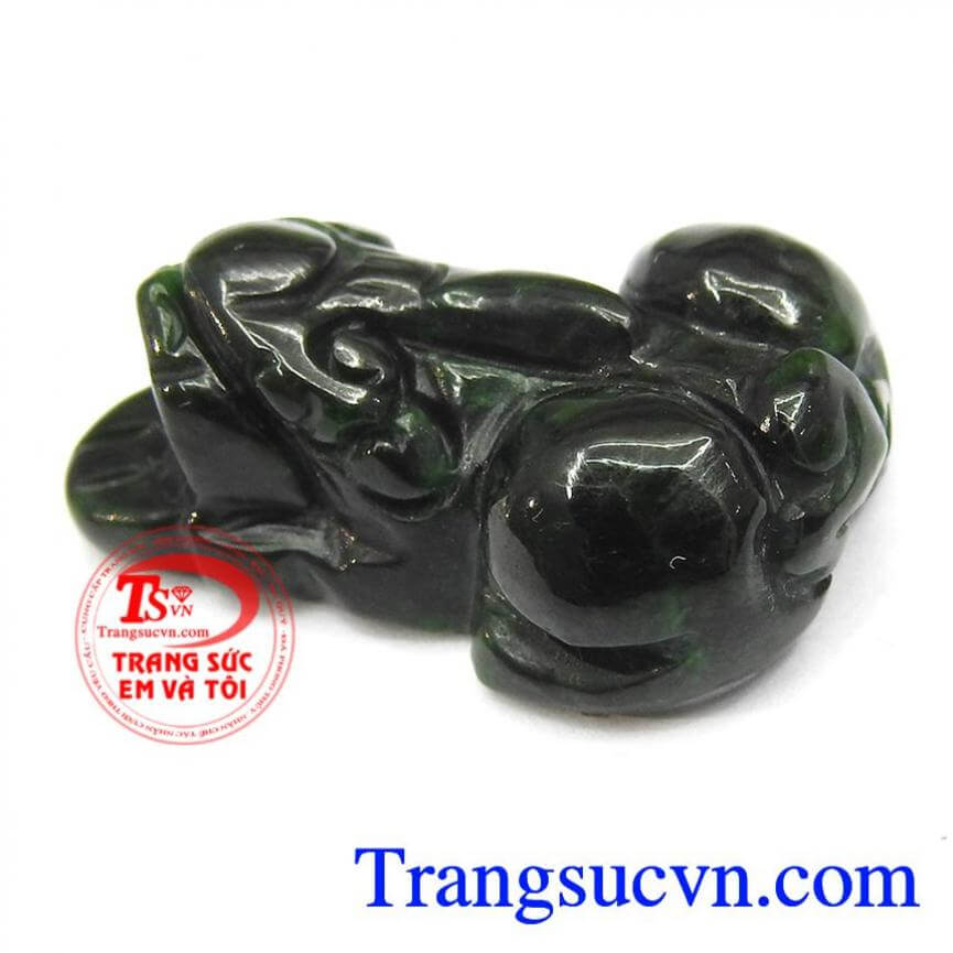 Tỳ hưu mặt dây ngọc cẩm thạch