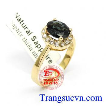 Nhẫn Sapphire thiên nhiên mệnh Mộc