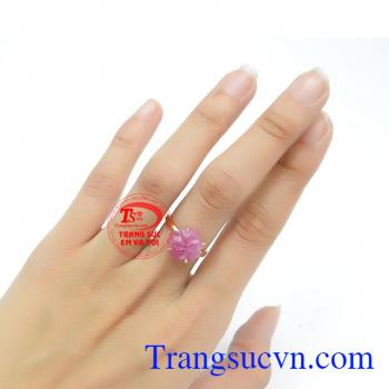 Nhẫn Ruby cỏ may mắn 