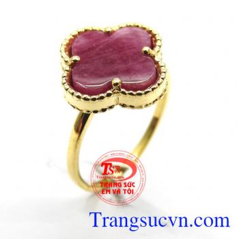 Nhẫn đá Ruby tím đỏ may mắn