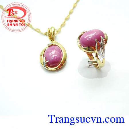 Bộ Trang Sức Ruby Sao Quý Phái