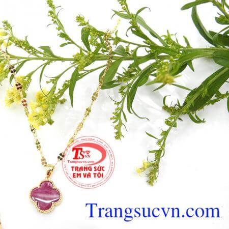 Bộ dây Ruby cỏ may mắn
