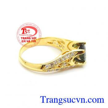 Nhẫn nữ vàng gắn đá quý Sapphire thiên nhiên dành cho phái đẹp, đeo hợp thời trang và quý phái