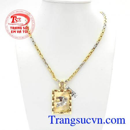 Bộ Dây Chuyền Nam Mặt Báo kết hợp giữa mặt dây chuyền báo mạnh mẽ và dây chuyền nam nhập khẩu Italy với vẻ đẹp sang trọng cá tính giành riêng cho phái mạnh