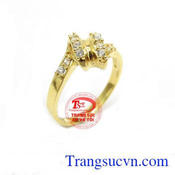 Nhẫn Vàng Phong Cách Mới chế tác theo phong cách độc đáo mới mẻ phù hợp với mọi phong cách thời trang phái đẹp