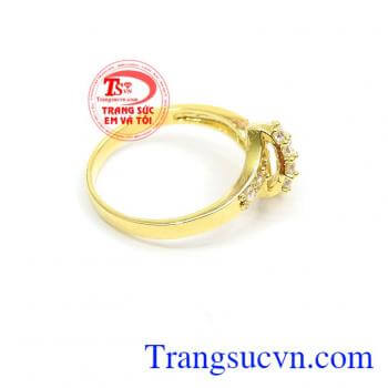 Nhẫn nữ nhẹ nhàng tinh tế phù hợp làm quà tặng cho phái đẹp các dịp ý nghĩa