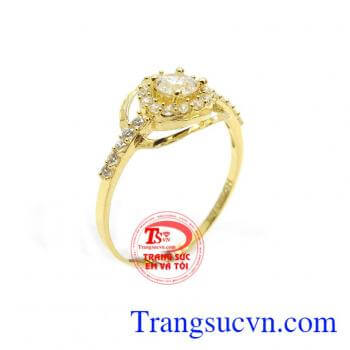 Nhẫn Nữ Vàng Đính Đá Cá Tính, Nhẫn nữ vàng thời trang sang trọng