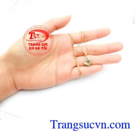 Bộ Dây Nữ Nhập Khẩu Sang Trọng kết hợp giữa mặt dây Hàn Quốc và dây chuyền Ý mang lại sự độc đáo trong kiểu dáng và thiết kế,Bộ Dây Nữ Nhập Khẩu Sang Trọng