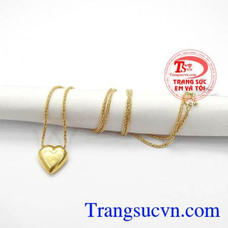 Bộ Dây Chuyền Vàng Tây Mới Lạ gồm dây chuyền nhập khẩu Italy và mặt dây chế tác tinh xảo, mới lạ làm nên nét trẻ trung độc đáo,Bộ dây chuyền là sự lựa chọn tuyệt vời cho người phụ nữa bạn yêu thương