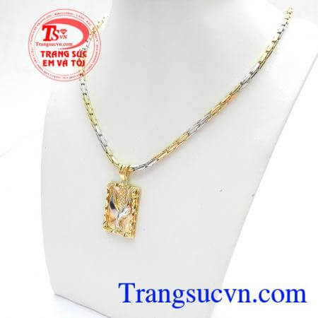 Dây chuyền Italy mang lại vẻ cá tính mạnh mẽ cho chủ nhân, là món trang dành cho phái mạnh cá tính