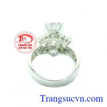 Nhẫn Nữ Kim Cương Phong Cách