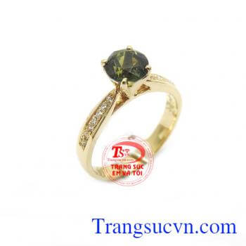 Nhẫn nữ sapphire may mắn