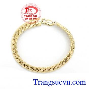 Lắc Nam Vàng 18k Italy nhập khẩu nguyên chiếc chế tác bằng vàng 18k chất lượng cao, mẫu mã đẹp. 