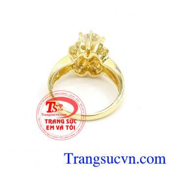 Nhẫn nữ vàng 18k dành cho phái đẹp, đeo hợp thời trang và quý phái