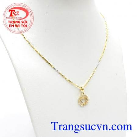 Bộ Dây Chuyền Nữ Phong Cách Mới là sự kết hợp giữa mặt dây độc đáo và dây chuyền kiểu dáng dịu dàng,Bộ Dây Chuyền Nữ Phong Cách Mới