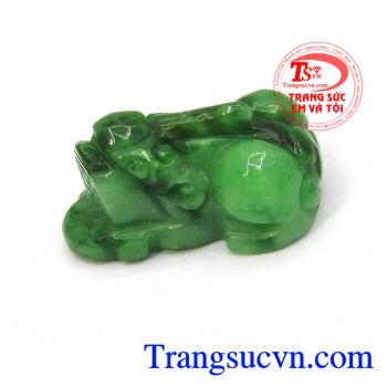 Tỳ hưu ngọc Jadeite hợp mệnh