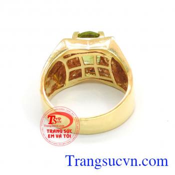 Đá Peridot Thiên nhiên