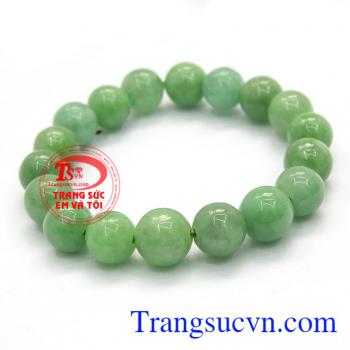 Chuỗi hạt cẩm thạch xanh.