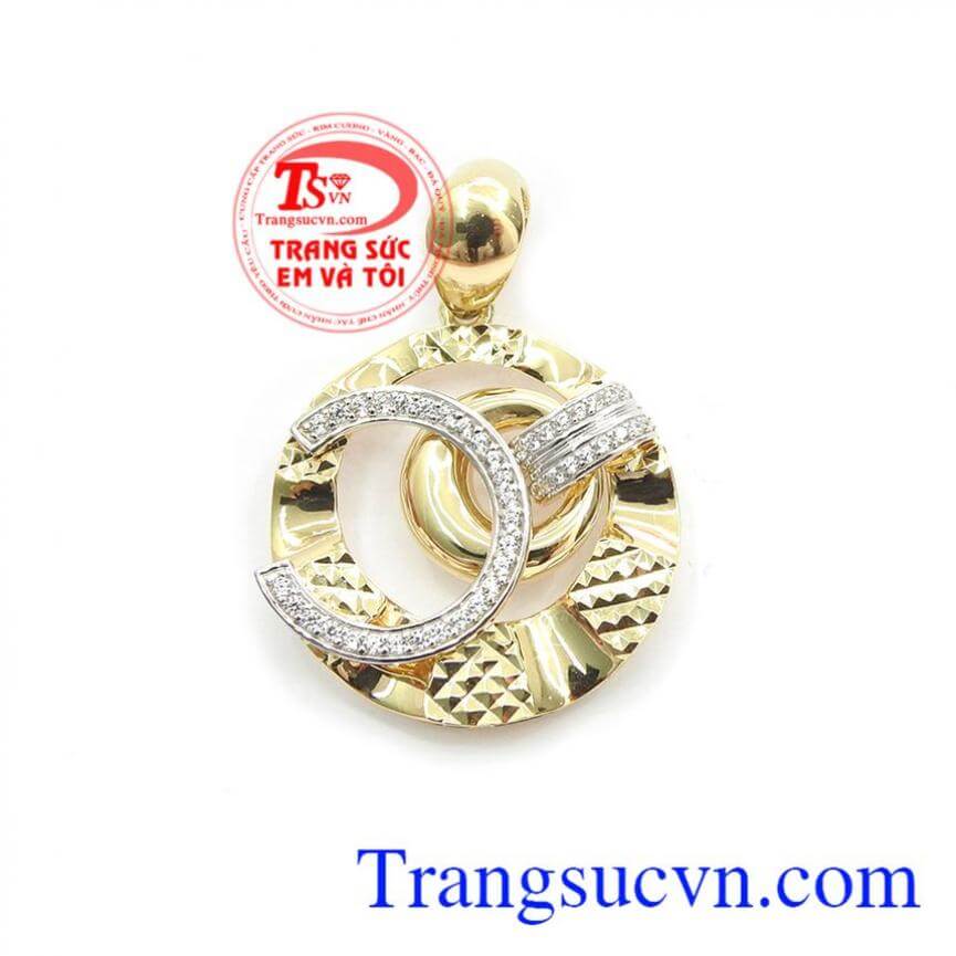 Mặt dây chuyền sang trọng