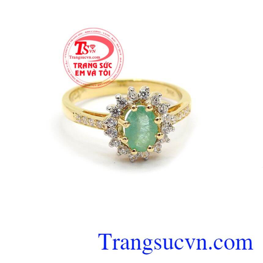 Sản phẩm nhẫn nữ đá quý emerald mang lại may mắn, tiền tài, hạnh phúc cho người đeo