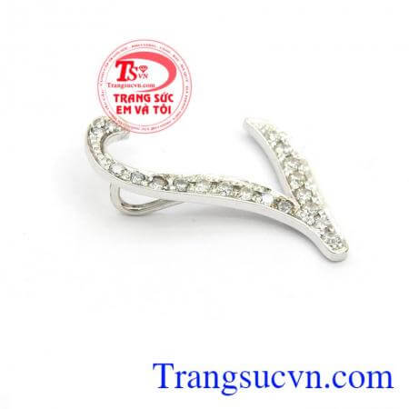 Sản phẩm mặt dây chữ L vàng trắng trẻ trung, sang trọng, bảo hành 12 tháng, giao hàng nhanh trên toàn quốc,Mặt dây chữ L vàng trắng