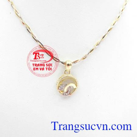 Công ty trang sức em và tôi chuyên cung cấp các sản phẩm vàng, bạc, đá quý, đá phong thủy có giấy kiểm định,Bộ dây chuyền 18k sang trọng