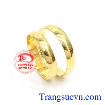 Nhẫn Cưới Hạnh Phúc Uyên Ương kiểu dáng đơn giản, hiện đại, tinh tế, là khởi đầu tuyệt vời cho hạnh phúc đôi lứa