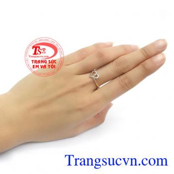 Nhẫn Nữ Trái Tim Độc Đáo