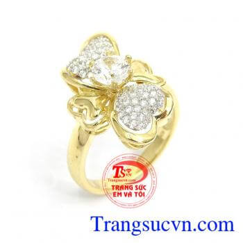 Nhẫn nữ vàng 10k đính đá, Nhẫn Vàng Trái Tim May Mắn chế tác công nghệ 3D cao cấp, đường nét tinh xảo, tinh tế, tôn lên vẻ dịu dàng, quý phái và phong cách phái đẹp
