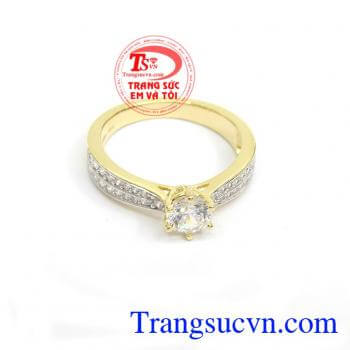 Nhẫn Vàng Kết Đá Nhỏ Xinh là món quà tặng đầy ý nghĩa cho người bạn yêu thương