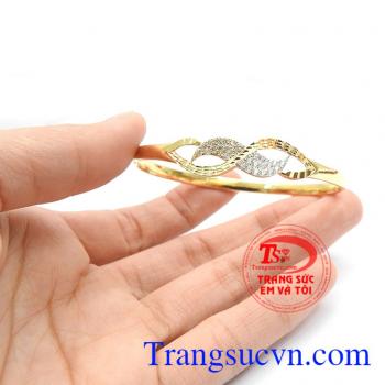 Giao hàng nhanh trên toàn quốc. Vòng tay vàng tây sang trọng