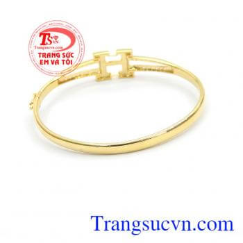 Vòng tay chữ H bảo hành 6 tháng, giao hàng trên toàn quốc.