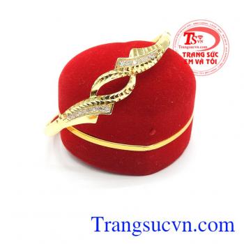 Vòng tay quý phái bảo hành 6 tháng, giao hàng nhanh trên toàn quốc.