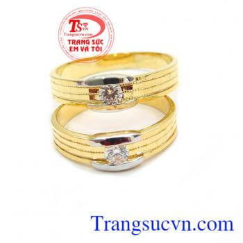 Nhẫn cưới đẹp thủy chung là sản phẩm nhẫn vàng tây, thiết kế đơn giản, hiện đại, bảo hành 6 tháng