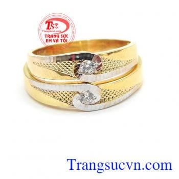 Nhẫn cưới vàng vàng tây đẹp sang trọng tinh tế cho đôi bạn trẻ