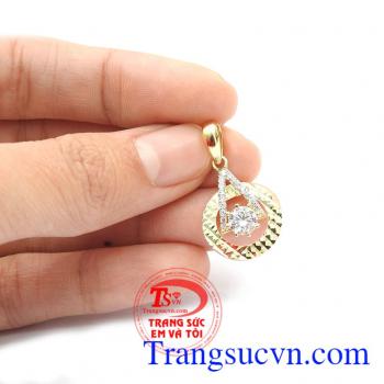 Mặt dây vàng xinh xắn