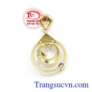 sản phẩm được sản xuất theo công nghệ mới, đường nét đẹp, tinh tế,Mặt dây vàng tinh tế