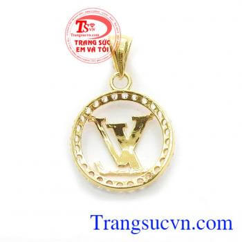 kiểu dáng sang trọng, tinh tế mang đến vẻ đẹp quý phái cho người đeo,Mặt dây chuyền louis vuitton