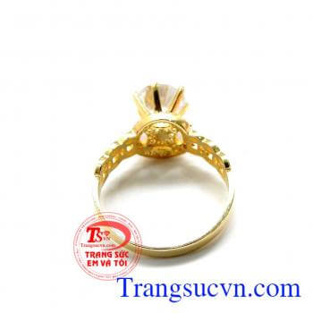 Vậy còn chờ gì nữa, hãy đến Trang sức Em và Tôi và lựa chọn ngay sản phẩm vàng bền đẹp và hợp mệnh ngay đi nào!Nhẫn kim tiền đẹp