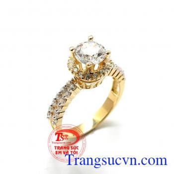 Nhẫn nữ hạnh phúc đẹp