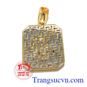 Mặt dây nam mạnh mẽ