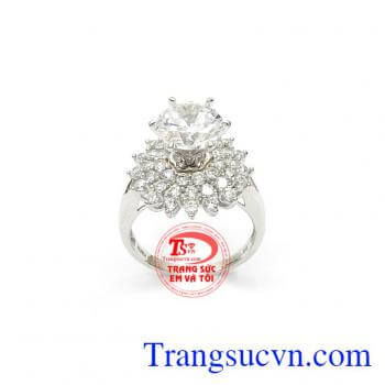 Nhẫn Nữ Vàng Trắng Thời Đại kiểu dáng sang trọng, tinh tế cho phái đẹp, phù hợp làm quà tặng trong các dịp ý nghĩa cho một nửa yêu thương