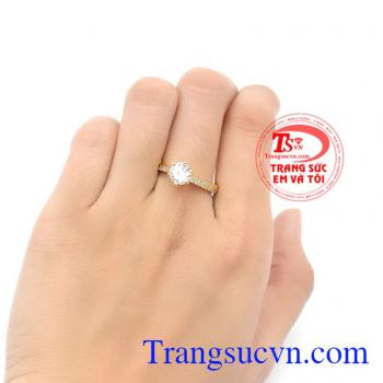 Nhẫn nữ vàng tây sang trọng
