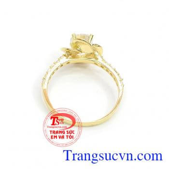 Nhẫn nữ 4 lá đẹp